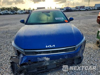 Piąte zdjęcie samochodu w środku: 2025 KIA K4 LXS VIN:3KPFT4DE3SE071900 - miniatura