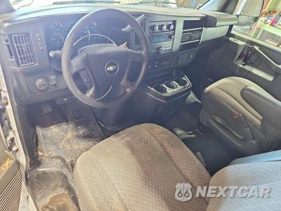 Zdjęcie 8 z 13 samochodu: 2018 CHEVROLET EXPRESS G3500 LT VIN:1GAZGPFGXJ1226597 - miniatura