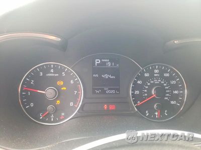 Zdjęcie 9 z 12 samochodu: 2017 KIA FORTE LX VIN:3KPFK4A76HE136241 - miniatura