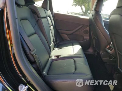 Zdjęcie 11 z 13 samochodu: 2022 TESLA MODEL Y VIN:7SAYGDEE9NF427618 - miniatura