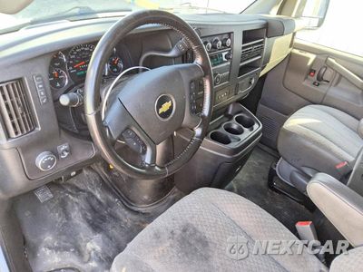 Zdjęcie 8 z 13 samochodu: 2020 CHEVROLET EXPRESS G2500 LT VIN:1GCWGAFP7L1258210 - miniatura