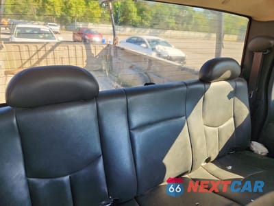 Zdjęcie 10 z 12 samochodu: 2005 GMC NEW SIERRA K1500 VIN:1GTEK19Z65E333983 - miniatura