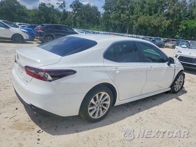 Trzecie zdjęcie samochodu z tyłu: 2023 TOYOTA CAMRY LE VIN:4T1C11AK3PU755903 - miniatura