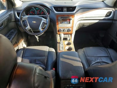 Zdjęcie 8 z 13 samochodu: 2013 CHEVROLET TRAVERSE LT VIN:1GNKVJKD5DJ137989 - miniatura