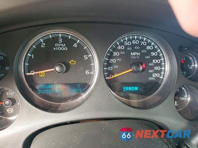 Zdjęcie 9 z 13 samochodu: 2010 CHEVROLET SUBURBAN K1500 LTZ VIN:1GNUKKE36AR255329 - miniatura