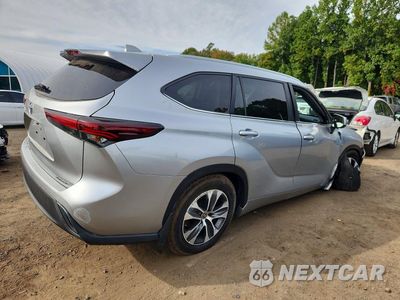 Trzecie zdjęcie samochodu z tyłu: 2024 TOYOTA HIGHLANDER XLE VIN:5TDKDRBH7RS537804 - miniatura