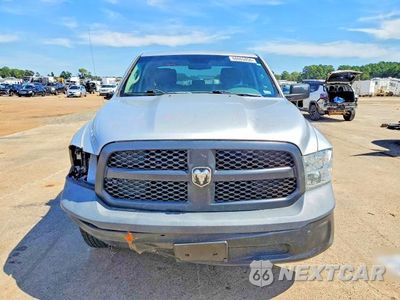 Piąte zdjęcie samochodu w środku: 2019 RAM 1500 CLASSIC TRADESMAN VIN:1C6RR6FG2KS539738 - miniatura