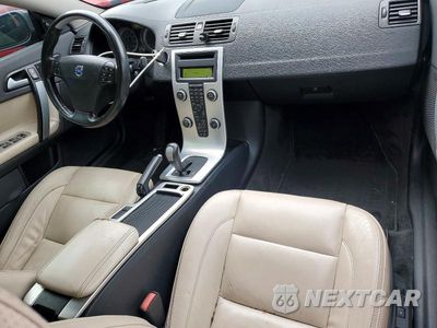 Zdjęcie 8 z 12 samochodu: 2011 VOLVO C70 T5 VIN:YV1672MC9BJ116908 - miniatura