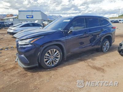 2023 TOYOTA HIGHLANDER HYBRID PLATINUM 5TDEBRCH7PS126496 - główne zdjęcie licytacji z USA - miniatura