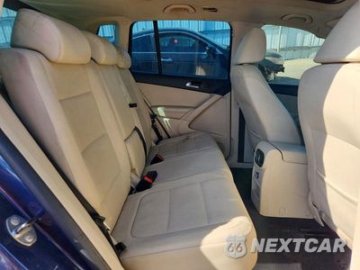 Zdjęcie 11 z 13 samochodu: 2011 VOLKSWAGEN TIGUAN S VIN:WVGAV7AX8BW506181 - miniatura