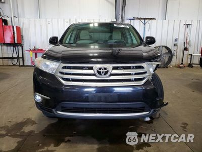 Piąte zdjęcie samochodu w środku: 2013 TOYOTA HIGHLANDER PLUS VIN:5TDBK3EH9DS221263 - miniatura
