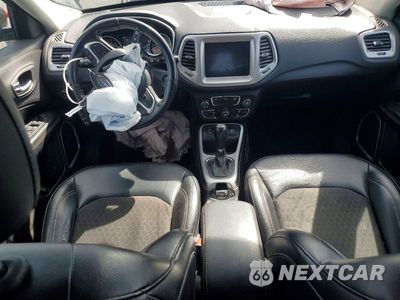 Zdjęcie 8 z 13 samochodu: 2017 JEEP COMPASS LATITUDE VIN:3C4NJCBB2HT658176 - miniatura