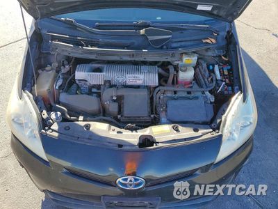 Zdjęcie 11 z 12 samochodu: 2014 TOYOTA PRIUS FOUR VIN:JTDKN3DU3E0358371 - miniatura