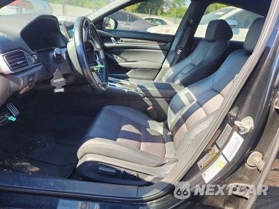 Zdjęcie 7 z 12 samochodu: 2019 HONDA ACCORD SPORT VIN:1HGCV1F34KA012852 - miniatura