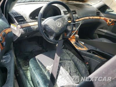 Zdjęcie 8 z 12 samochodu: 2006 MERCEDES-BENZ E 350 VIN:WDBUF56J16A907595 - miniatura