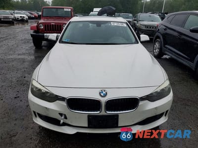 Piąte zdjęcie samochodu w środku: 2015 BMW 328 XI SULEV VIN:WBA3B5C51FF959938 - miniatura