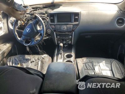 Zdjęcie 8 z 13 samochodu: 2013 NISSAN PATHFINDER S VIN:5N1AR2MN2DC659113 - miniatura