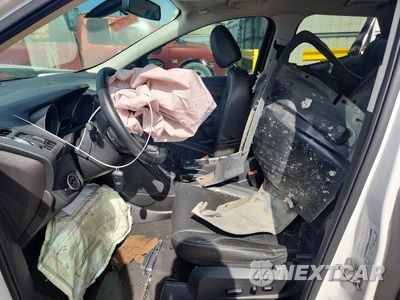 Zdjęcie 7 z 12 samochodu: 2015 FORD ESCAPE TITANIUM VIN:1FMCU9J98FUC22012 - miniatura