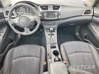 Zdjęcie 8 z 12 samochodu: 2017 NISSAN SENTRA SV VIN:3N1AB7APXHY356608 - miniatura