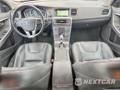 Zdjęcie 8 z 12 samochodu: 2016 VOLVO S60 PREMIER VIN:YV1612TK1G2391149 - miniatura