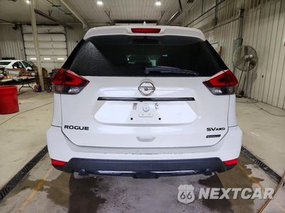 Zdjęcie 6 z 13 samochodu: 2018 NISSAN ROGUE SV VIN:5N1AT2MV3JC827483 - miniatura