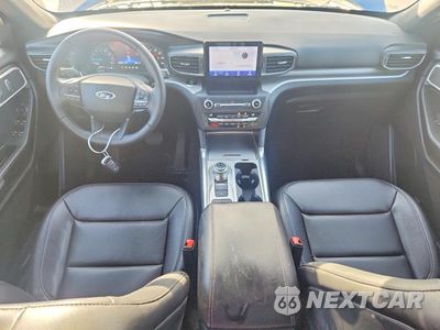 Zdjęcie 8 z 13 samochodu: 2020 FORD EXPLORER XLT VIN:1FMSK7DH1LGA47671 - miniatura