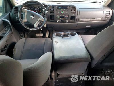 Zdjęcie 8 z 12 samochodu: 2009 CHEVROLET SILVERADO C1500 LT VIN:3GCEC23J69G254138 - miniatura