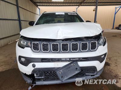 Piąte zdjęcie samochodu w środku: 2024 JEEP COMPASS LATITUDE VIN:3C4NJDBN9RT118129 - miniatura