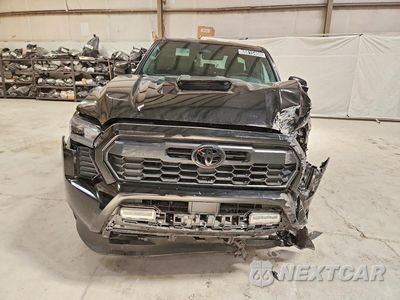 Piąte zdjęcie samochodu w środku: 2026 TOYOTA TACOMA TRD SPORT VIN:3TMKB5FN3TM057488 - miniatura