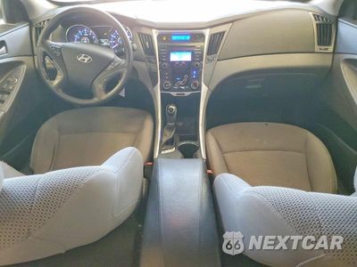 Zdjęcie 8 z 12 samochodu: 2013 HYUNDAI SONATA GLS VIN:5NPEB4AC6DH595638 - miniatura