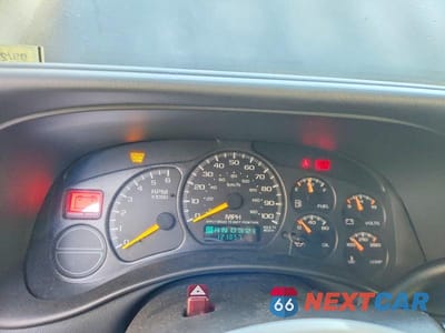 Zdjęcie 9 z 12 samochodu: 2001 CHEVROLET SILVERADO K1500 VIN:2GCEK19T011188933 - miniatura