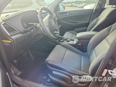 Zdjęcie 7 z 13 samochodu: 2018 HYUNDAI TUCSON SE VIN:KM8J23A40JU676682 - miniatura