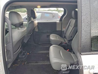 Zdjęcie 11 z 13 samochodu: 2024 TOYOTA SIENNA XLE 7-PASSENGER VIN:5TDJSKFC6RS122450 - miniatura