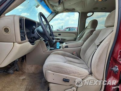 Zdjęcie 7 z 13 samochodu: 2003 CHEVROLET SUBURBAN C1500 VIN:1GNEC16Z83J237950 - miniatura
