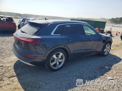 Trzecie zdjęcie samochodu z tyłu: 2019 AUDI E-TRON PRESTIGE VIN:WA1VAAGE5KB017646 - miniatura