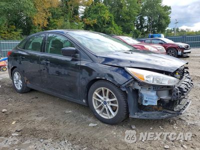 Czwarte zdjęcie samochodu z boku: 2018 FORD FOCUS SE VIN:1FADP3F27JL306545 - miniatura