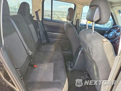 Zdjęcie 10 z 12 samochodu: 2015 JEEP PATRIOT SPORT VIN:1C4NJPBB2FD262923 - miniatura