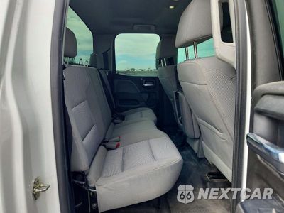 Zdjęcie 10 z 12 samochodu: 2018 CHEVROLET SILVERADO K2500 HEAVY DUTY VIN:1GC2KUEG7JZ233175 - miniatura