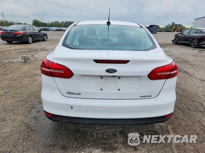 Zdjęcie 6 z 13 samochodu: 2015 FORD FOCUS S VIN:1FADP3E2XFL366764 - miniatura