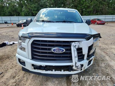 Piąte zdjęcie samochodu w środku: 2017 FORD F150 SUPER CAB VIN:1FTEX1CF8HFB29121 - miniatura