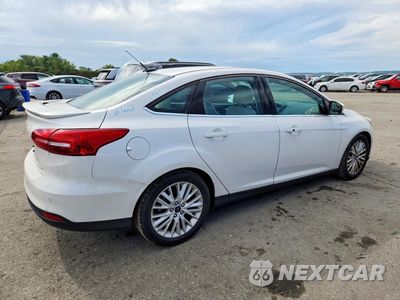 Trzecie zdjęcie samochodu z tyłu: 2018 FORD FOCUS TITANIUM VIN:1FADP3J2XJL252889 - miniatura