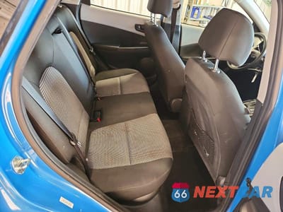 Zdjęcie 10 z 12 samochodu: 2019 HYUNDAI KONA SE VIN:KM8K1CAA2KU280834 - miniatura