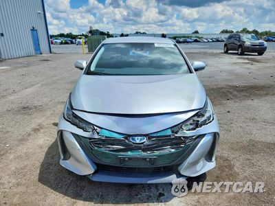 Piąte zdjęcie samochodu w środku: 2017 TOYOTA PRIUS PRIME PREMIUM VIN:JTDKARFP0H3056514 - miniatura