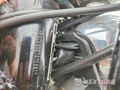 Zdjęcie 9 z 9 samochodu: 2007 HONDA VT1100 C2 VIN:1HFSC43027A704617 - miniatura