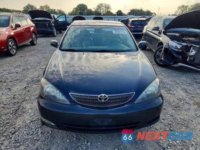 Piąte zdjęcie samochodu w środku: 2004 TOYOTA CAMRY SE V6 VIN:4T1BA32K44U505720 - miniatura
