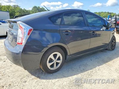 Trzecie zdjęcie samochodu z tyłu: 2015 TOYOTA PRIUS TWO VIN:JTDKN3DU3F1912679 - miniatura