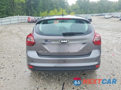 Zdjęcie 6 z 12 samochodu: 2013 FORD FOCUS SE VIN:1FADP3K25DL120383 - miniatura