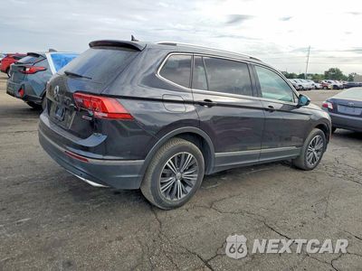 Trzecie zdjęcie samochodu z tyłu: 2019 VOLKSWAGEN TIGUAN SE VIN:3VV2B7AX0KM024291 - miniatura