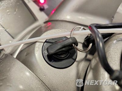 Zdjęcie 8 z 9 samochodu: 2008 BMW K1200 LT VIN:WB10559A48ZL73914 - miniatura