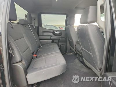 Zdjęcie 10 z 13 samochodu: 2019 CHEVROLET SILVERADO K1500 LT VIN:1GCUYDED0KZ358193 - miniatura